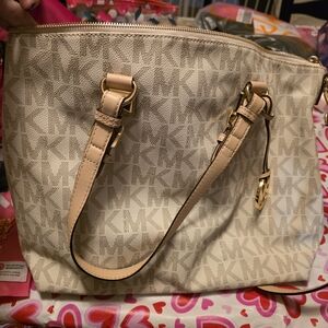 Michael Kors Cream Signature Tote Bag